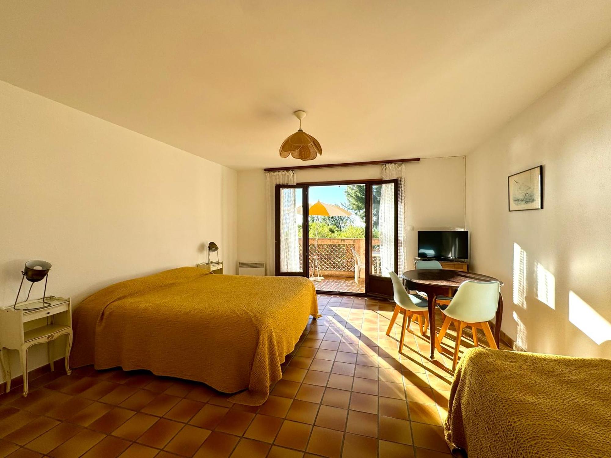 Parc Et Residence Le Provencal Hyères Buitenkant foto